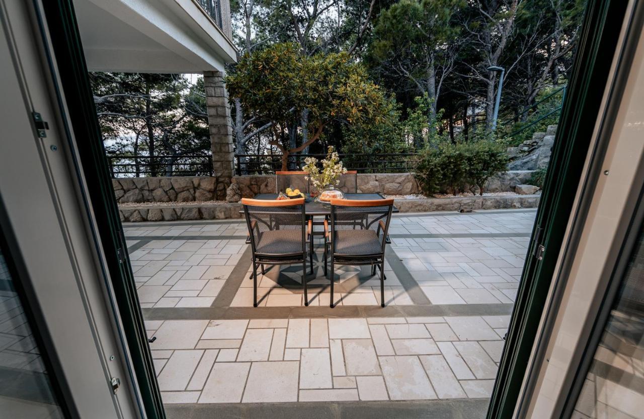Villa Amore Brela Exterior photo