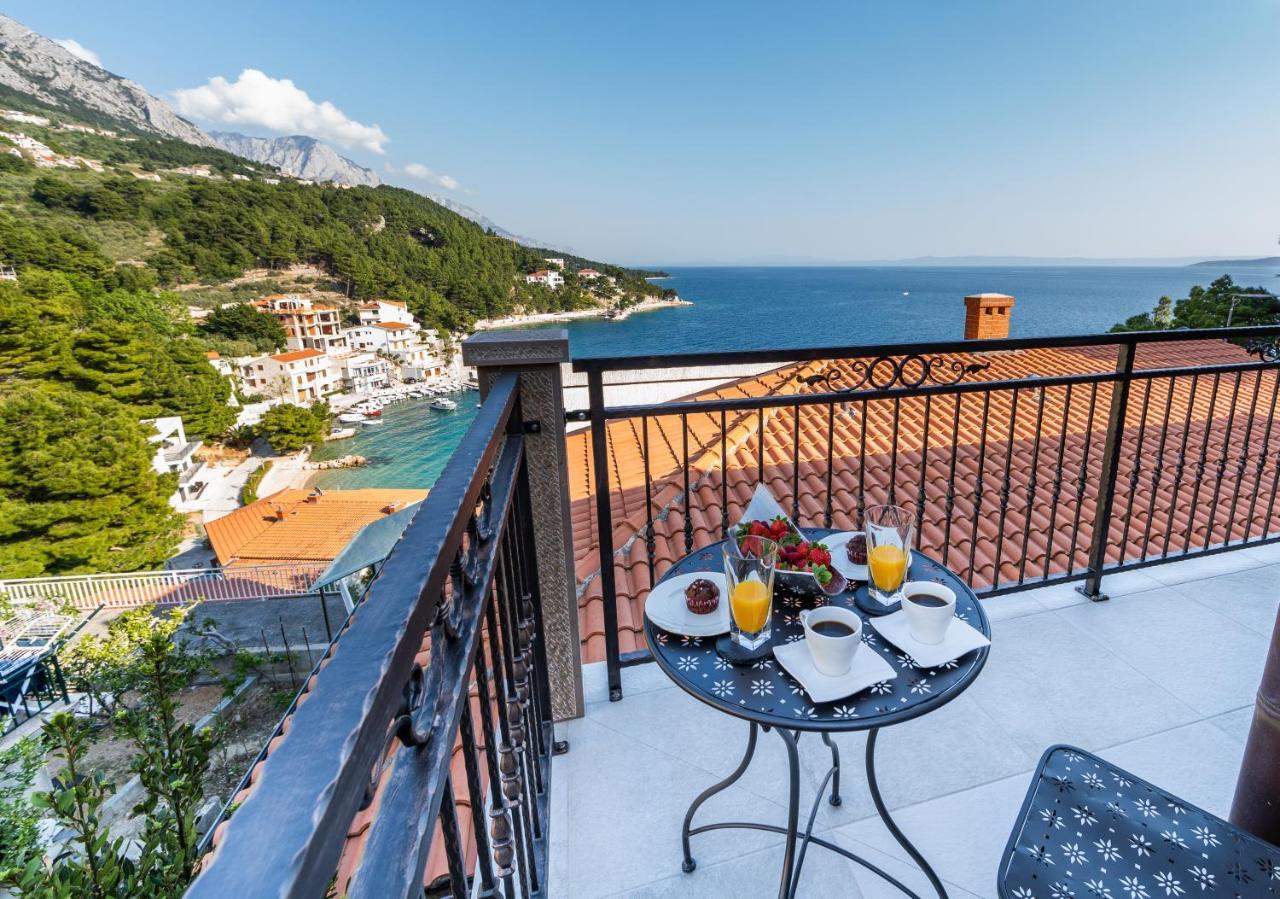 Villa Amore Brela Exterior photo